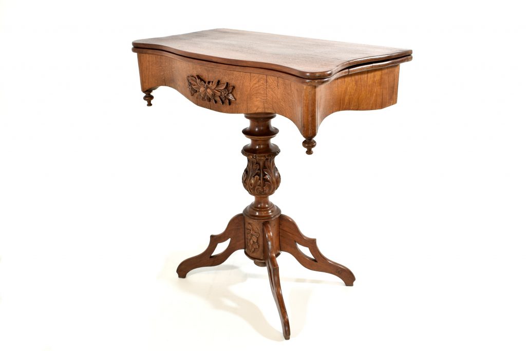 Consola masuta de joc flamanda (3) Consola masuta de joc flamanda