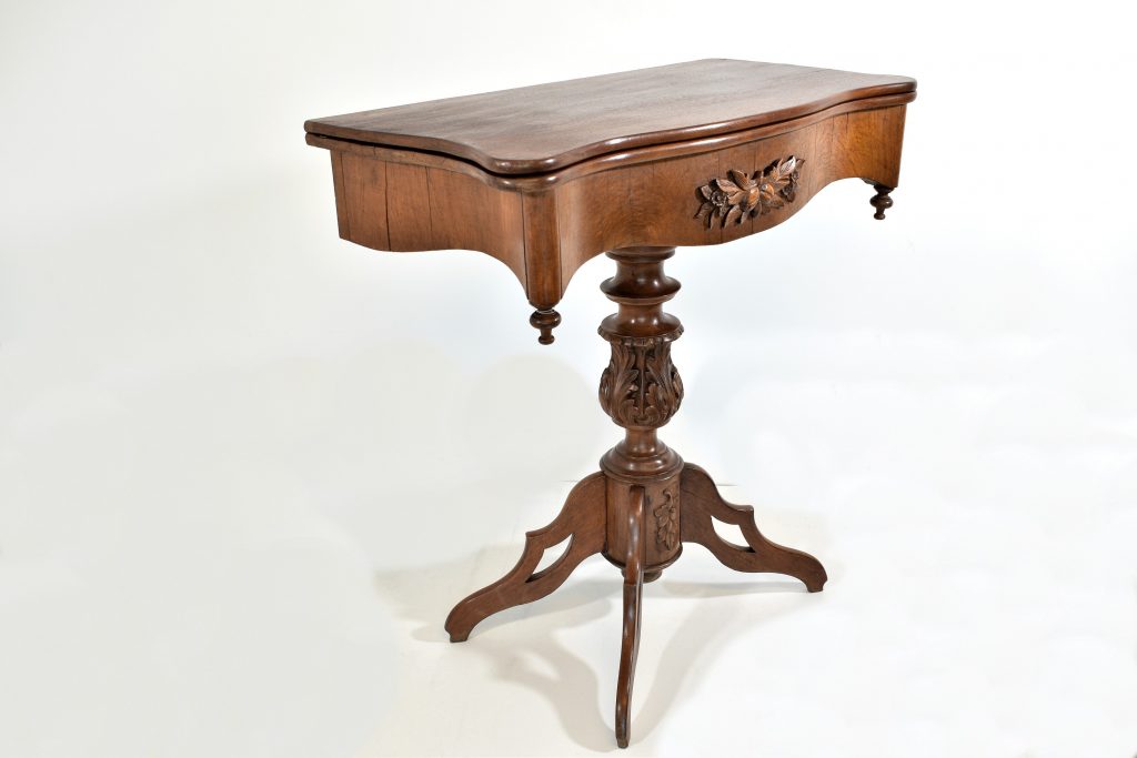 Consola masuta de joc flamanda (4) Consola masuta de joc flamanda