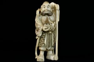 Statueta japoneza din fildes