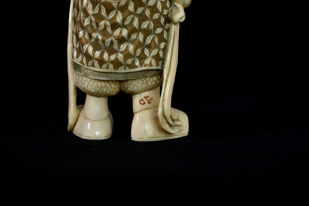 Statueta japoneza din fildes (8) Statueta japoneza din fildes