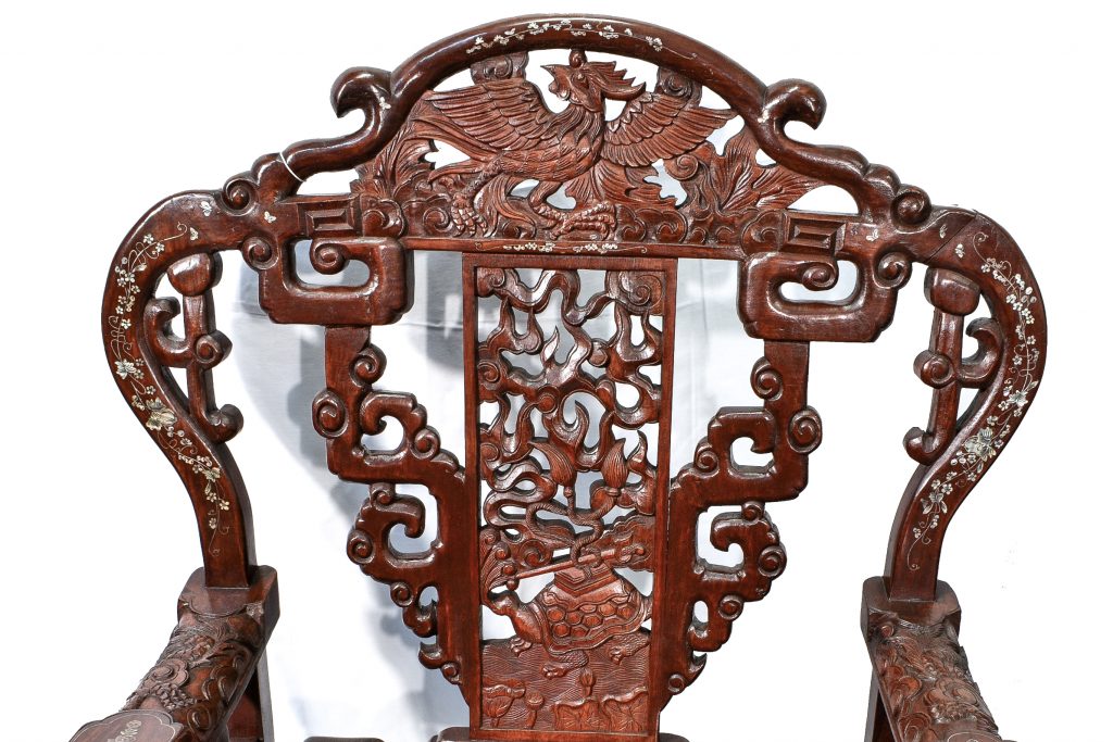 set canapea cu 2 fotolii din lemn exotic