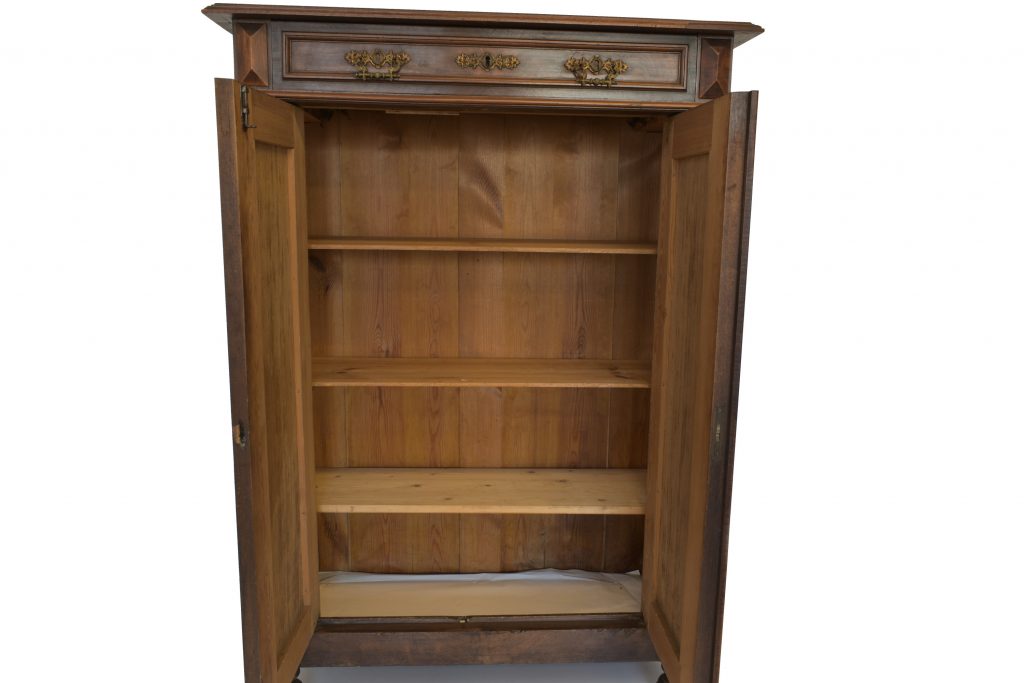 Dulap stil ''Parisienne '' (6) Dulap stil ''Parisienne ''