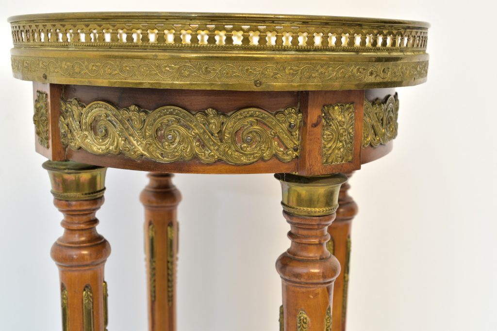 Piedestal Louis al XV lea