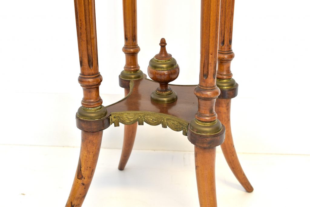 Piedestal Louis al XV lea