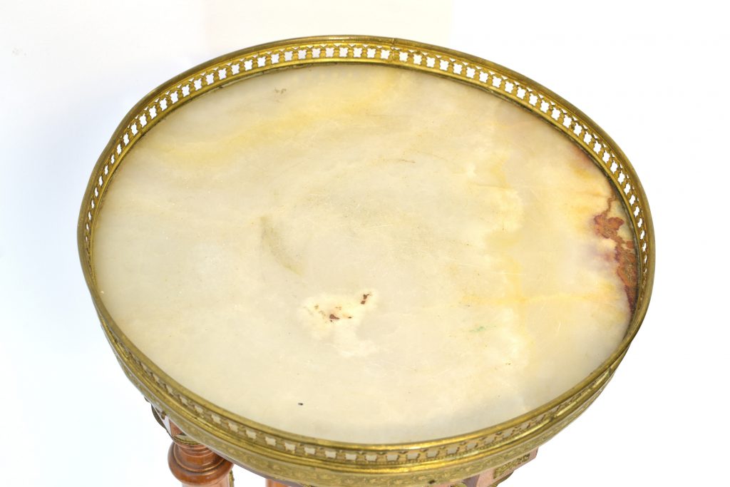 Piedestal Louis al XV lea