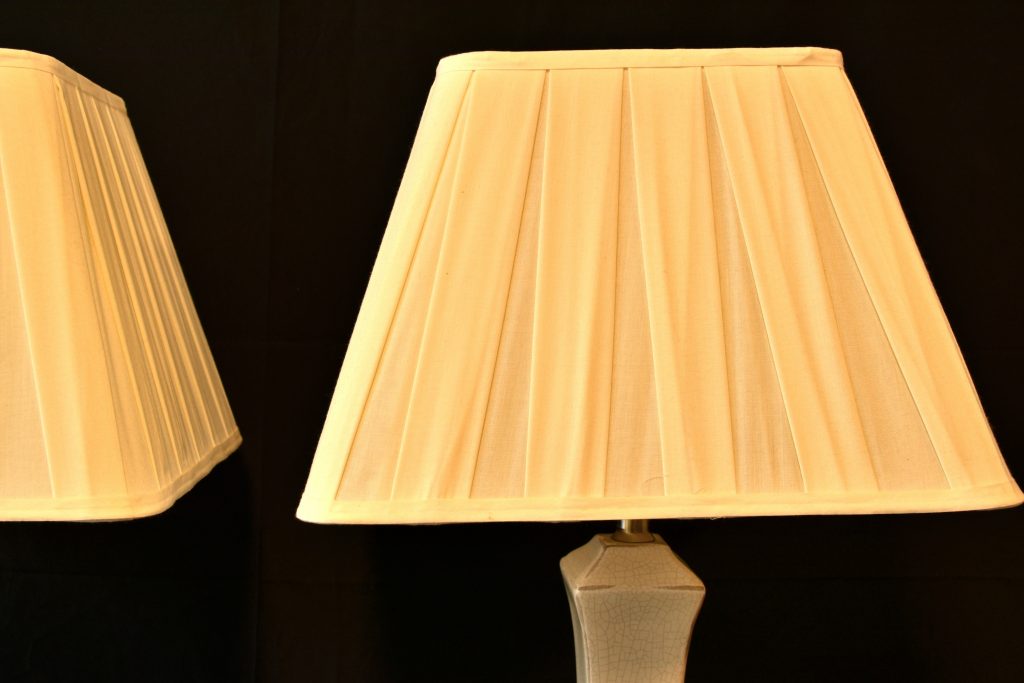 Set doua veioze din portelan craquelle