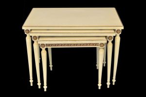 Set trei masute cu vopsea craquelle