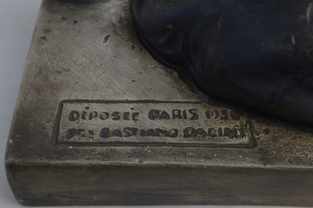 Statueta caine alsacian