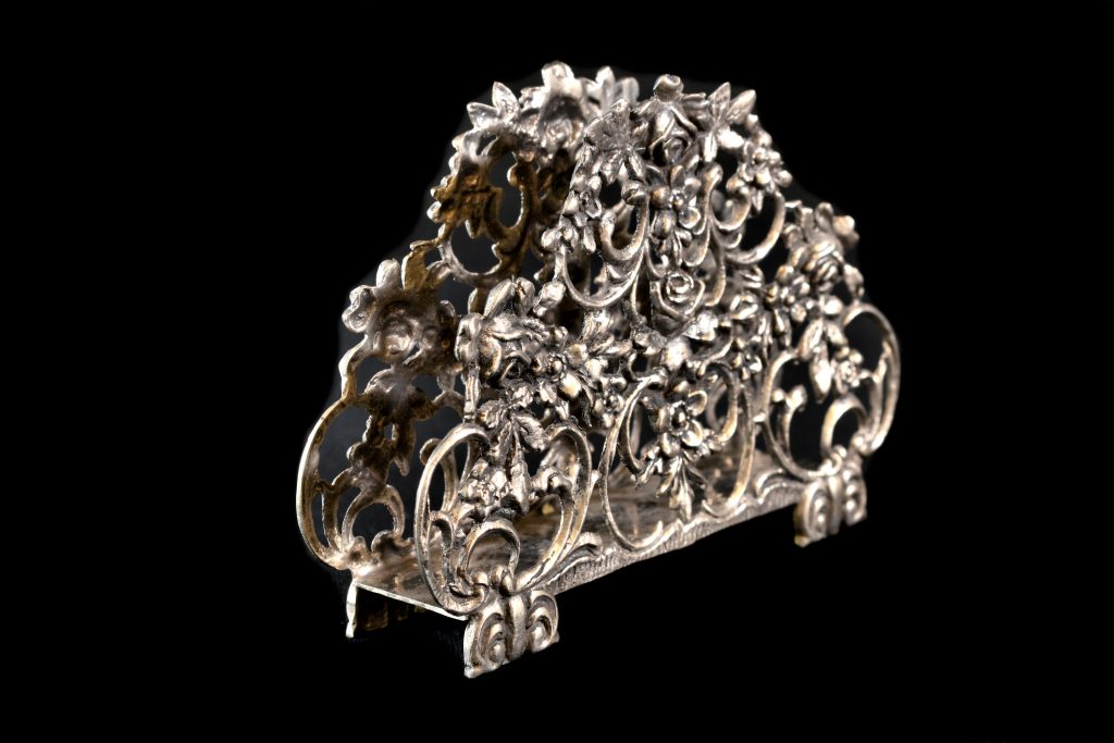 Suport pentru servetele din argint (2) Suport din argint pentru servetele - imagine 2