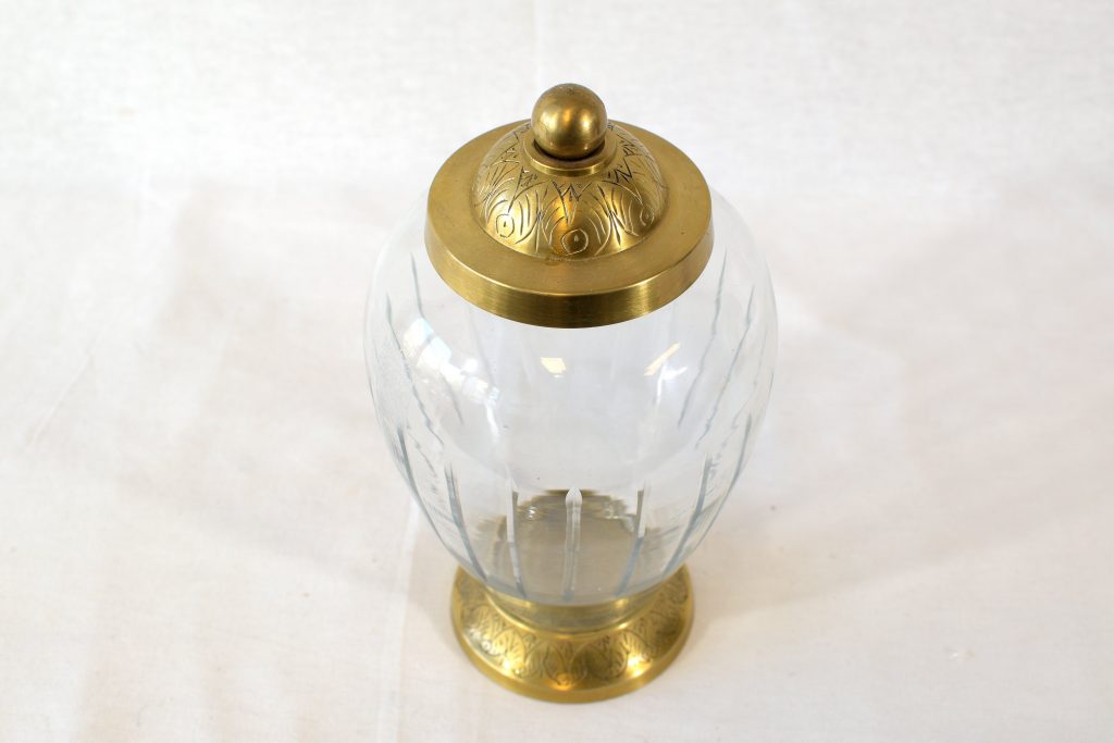 Bomboniera din cristal cu capac (6) Bomboniera din cristal cu capac