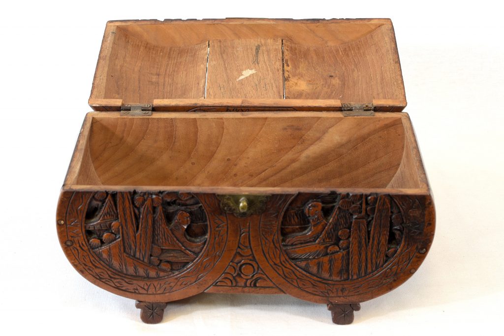 Caseta chinezeasca din lemn exotic (3) Caseta chinezeasca din lemn exotic