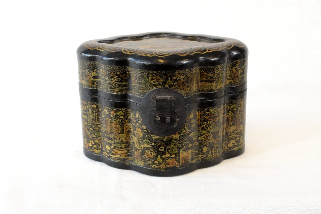 Caseta chinezeasca pictata (3) Caseta chinezeasca pictata