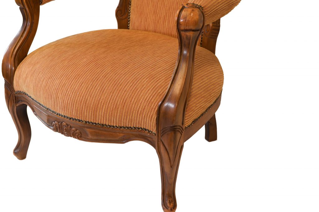 Fotoliu Louis al XV lea din lemn de nuc (4) Fotoliu Louis al XV lea din lemn de nuc