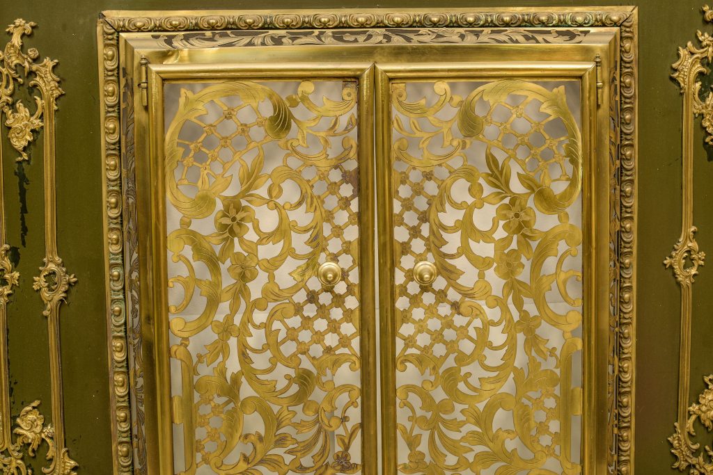 Masca si ecran de semineu (3) Masca si ecran de semineu