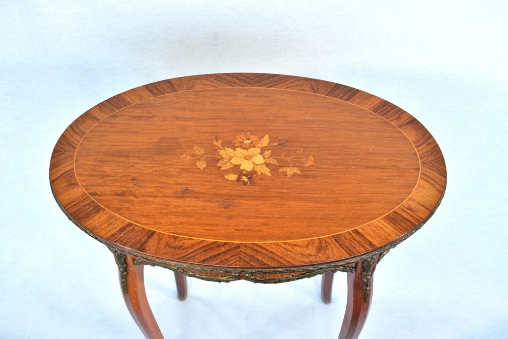 Masuta Louis al XV lea cu intarsii (5) Masuta Louis al XV lea cu intarsii