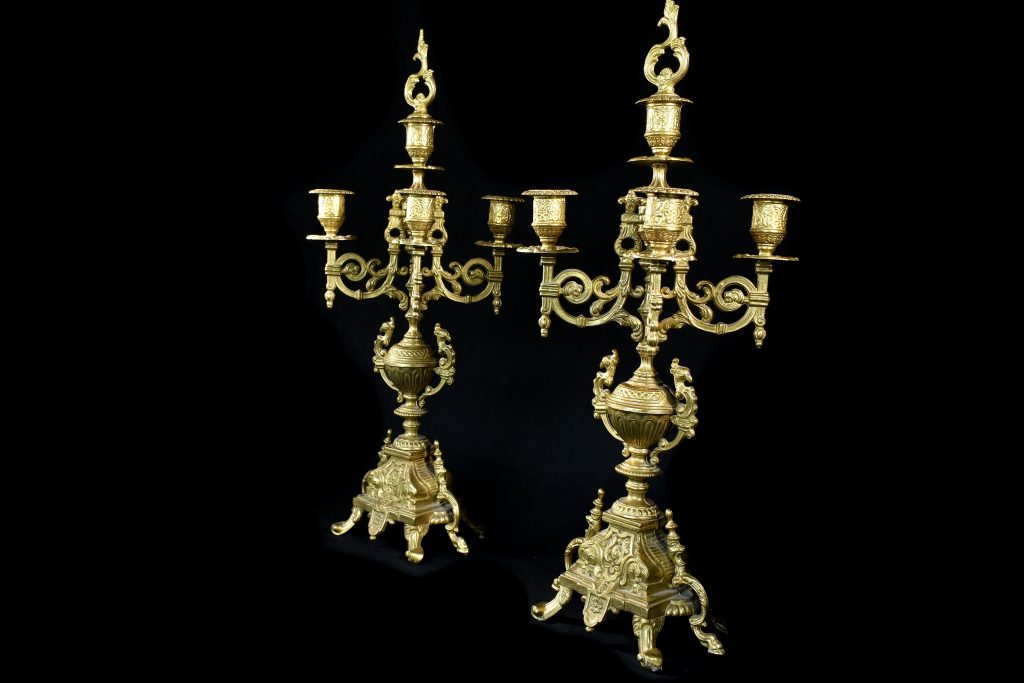 Set doua sfesnice din bronz cu 5 lumanari