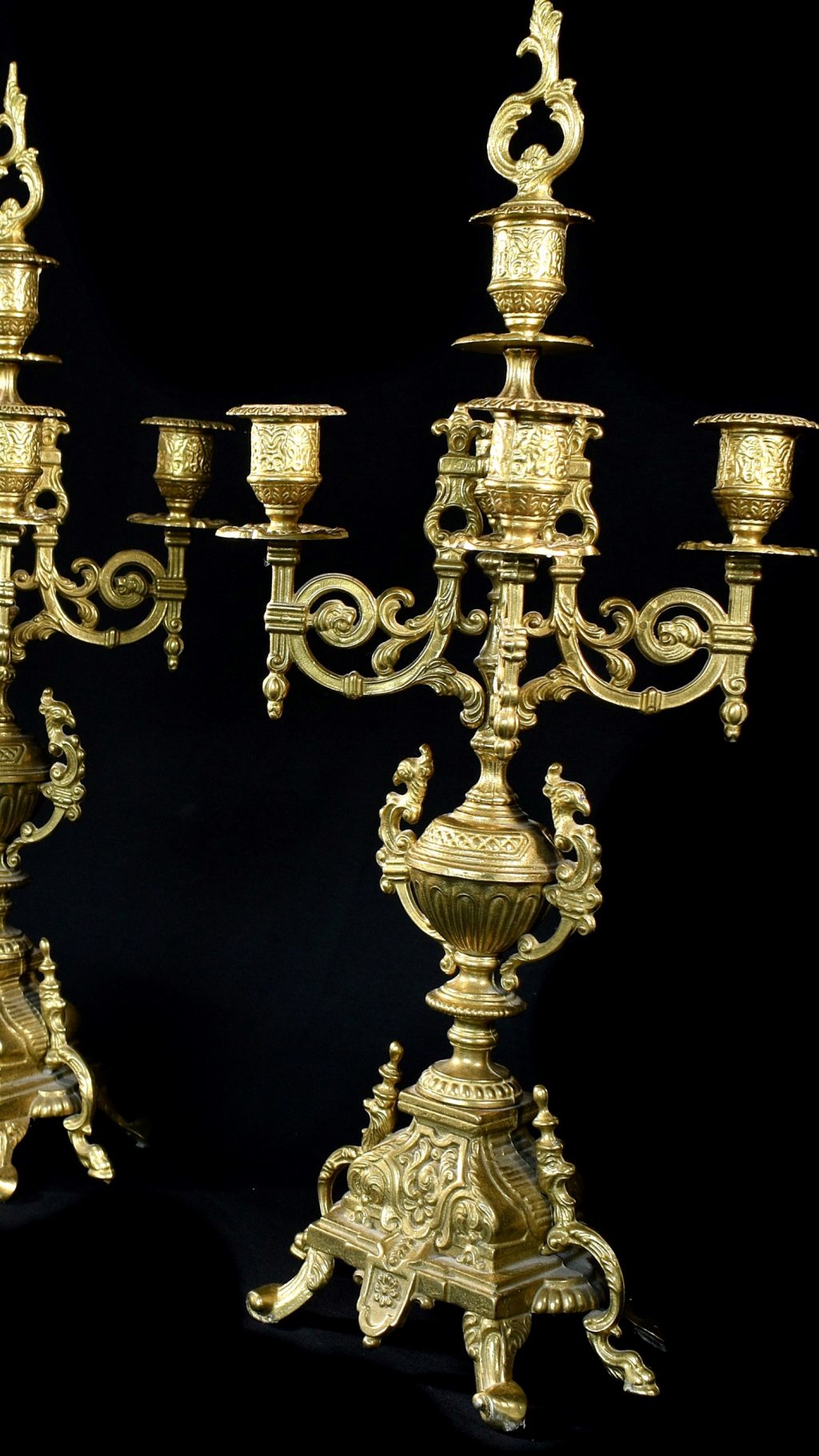 Set doua sfesnice din bronz cu 5 lumanari