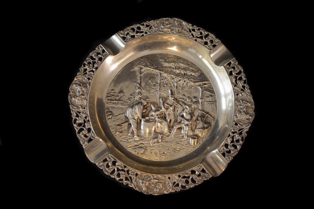 Scrumiera mare din argint