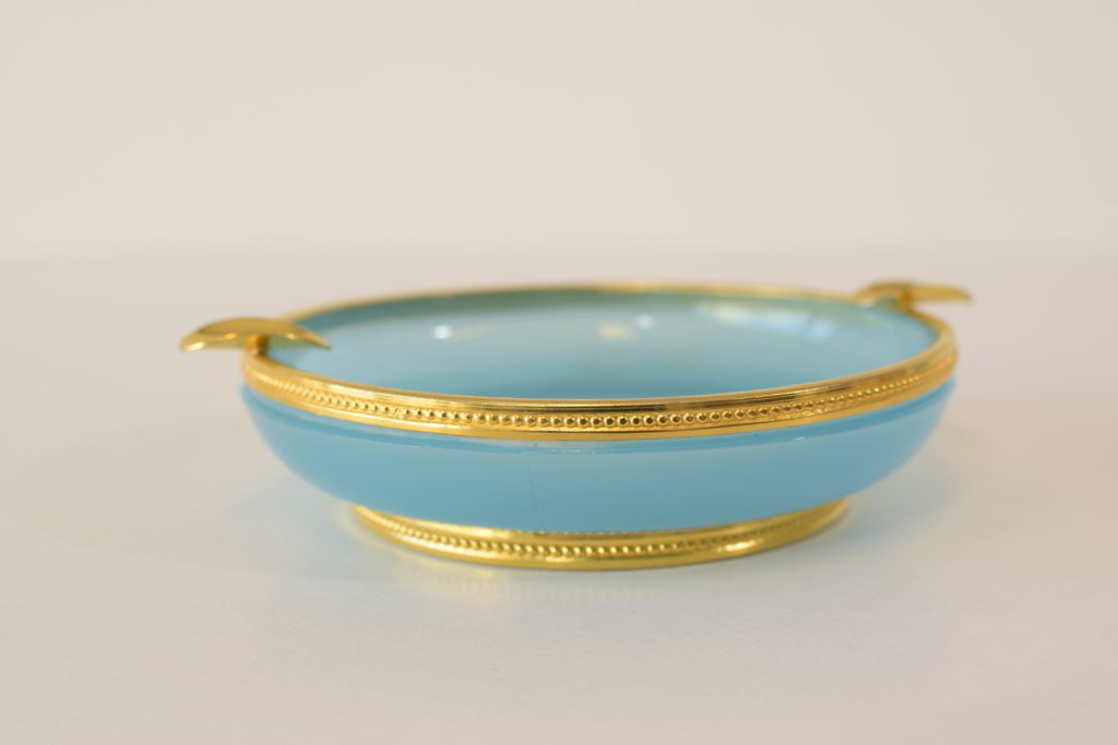 Scrumiera opalina aurita (4) Scrumiera opalina aurita