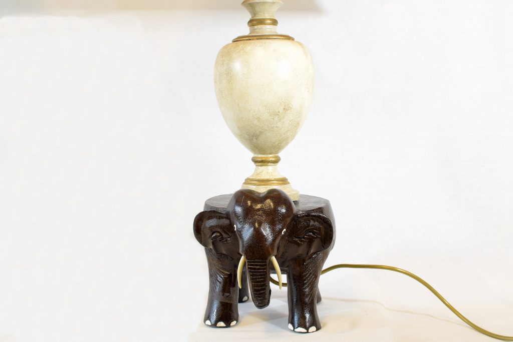 Set 2 veioze mari cu baza elefant