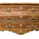 Comoda Louis al XV lea bombata