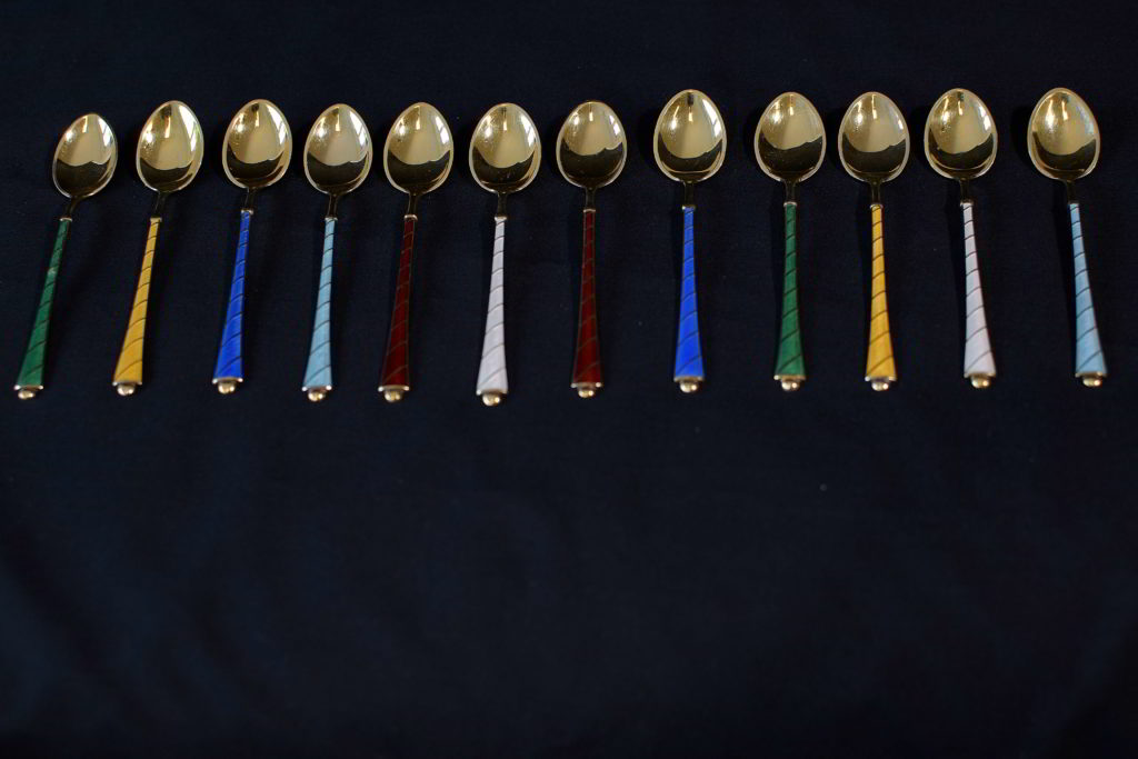 Set 6 lingurite din argint cu email