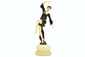 Statueta Art Deco Dansatoare de toamna