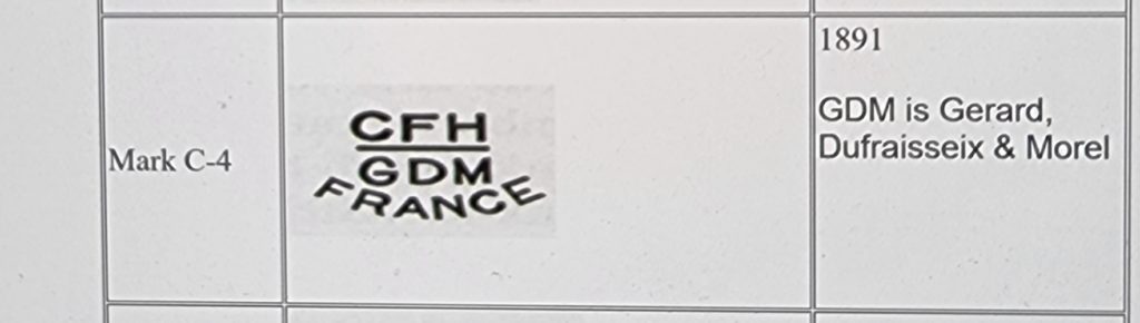 Fructiera din portelan CFH cu trandafiri Fructiera din portelan CFH cu trandafiri