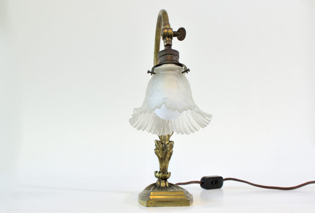 Veioza pentru birou aurita (3) Veioza pentru birou aurita