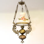 Lustra opalina cu flori