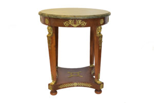 Masuta in maniera empire