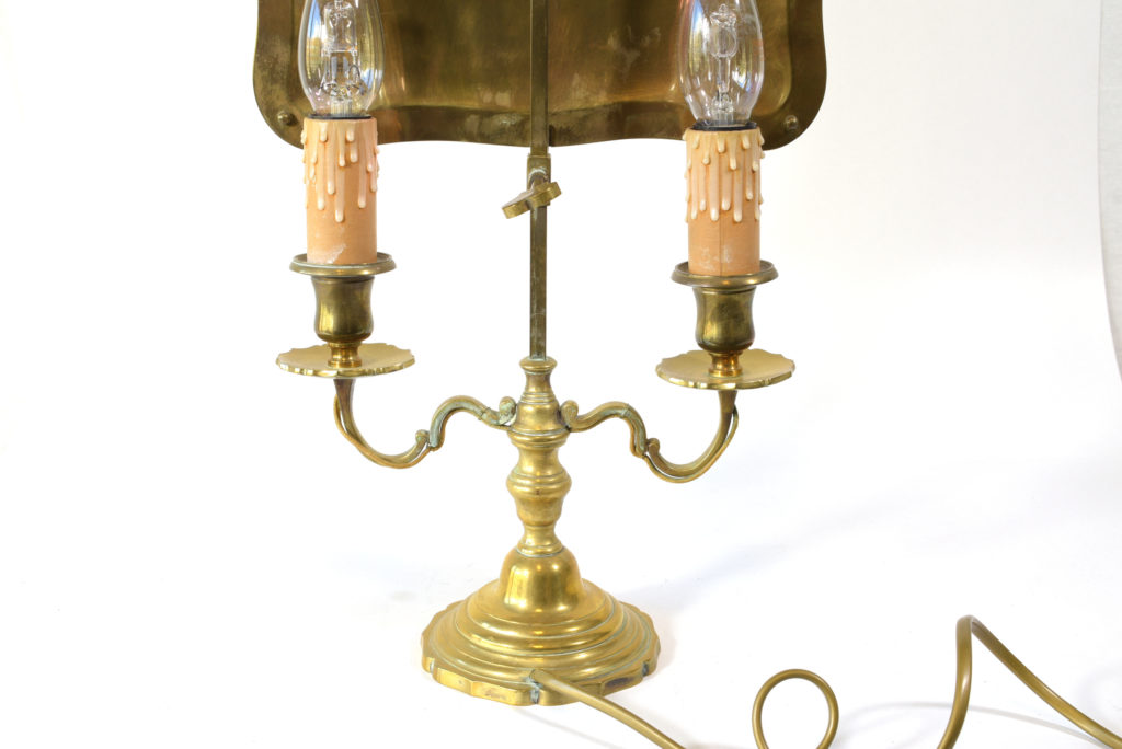 Veioza cu ecran din bronz