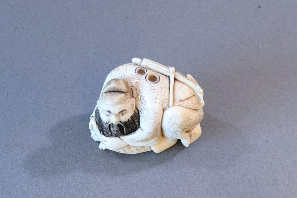 Netsuke Înțelept pe broască țestoasă